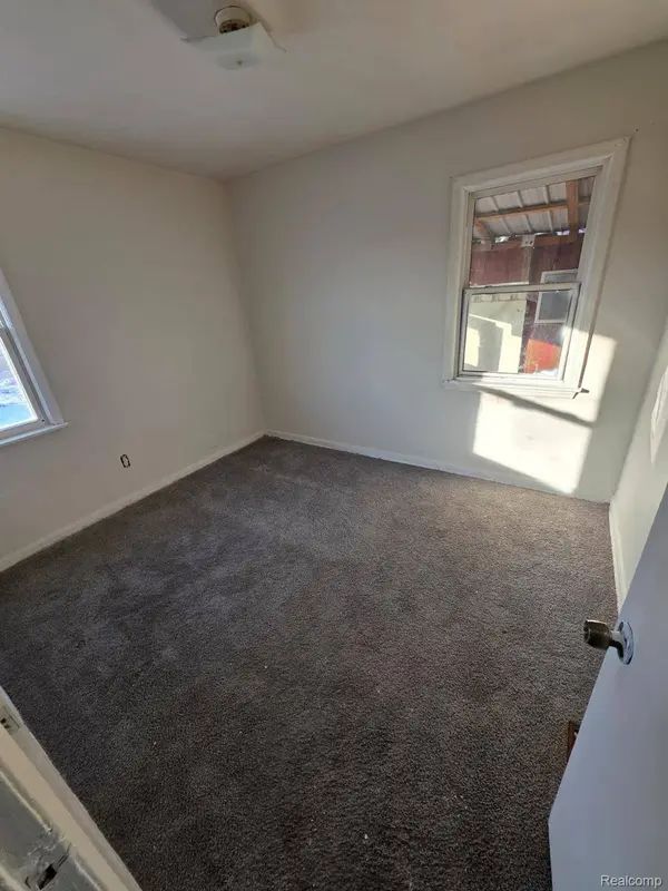 6409 Archdale ST, Detroit, MI 48228