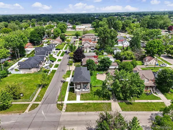 26172 Hass ST, Dearborn Heights, MI 48127