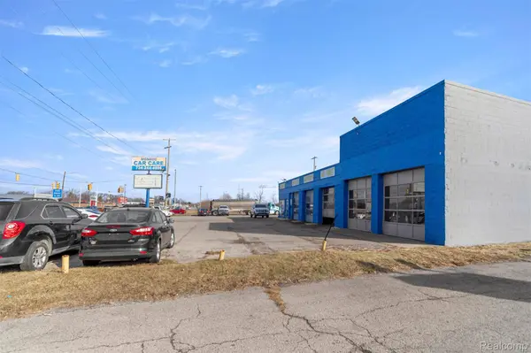 15396 S Dixie HWY, Monroe Charter Township, MI 48161
