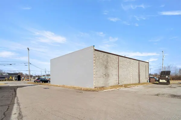 15396 S Dixie HWY, Monroe Charter Township, MI 48161