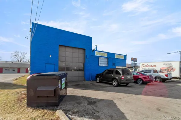 15396 S Dixie HWY, Monroe Charter Township, MI 48161