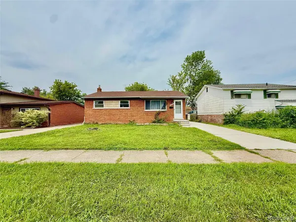30658 Palmer RD, Westland, MI 48186