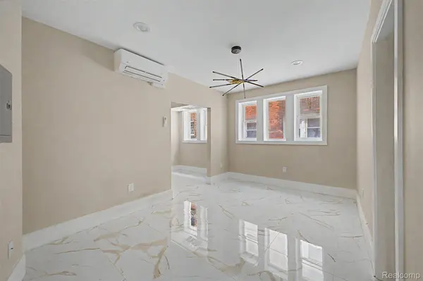 1312 Porter ST, Dearborn, MI 48124