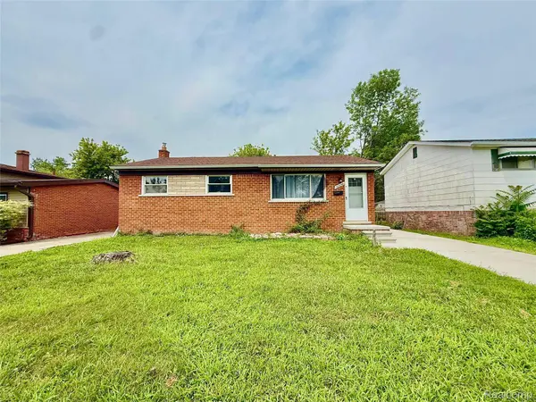 30658 Palmer RD, Westland, MI 48186