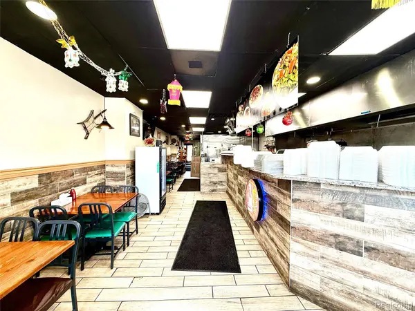 13710 W Warren AVE, Dearborn, MI 48126