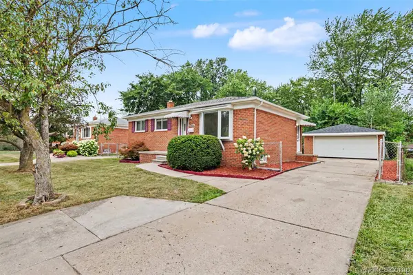30026 Bock ST, Garden City, MI 48135