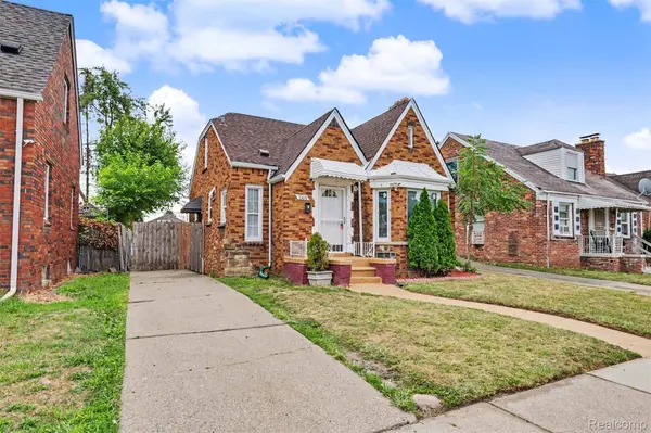 7308 Winthrop ST, Detroit, MI 48228