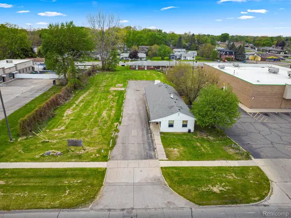 228 Inkster RD, Inkster, MI 48141