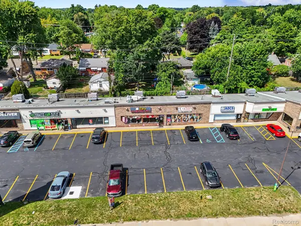304 S Telegraph RD, Pontiac, MI 48341