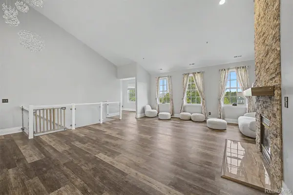 370 Roosevelt ST, Canton Charter Township, MI 48188