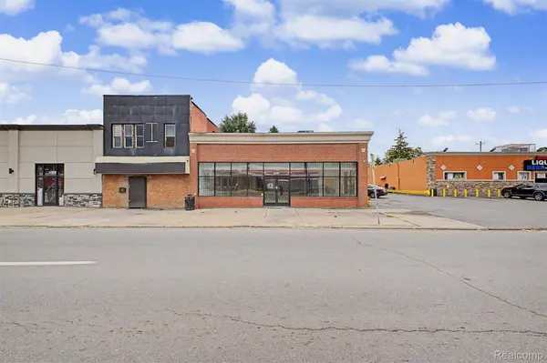 19323 W Warren AVE, Detroit, MI 48228