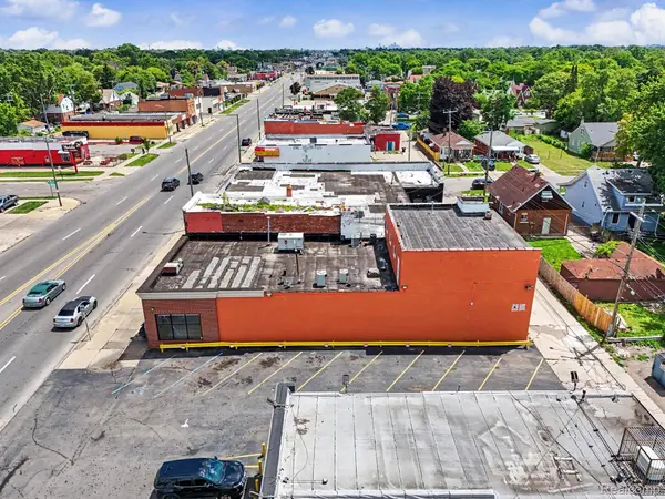 19323 W Warren AVE, Detroit, MI 48228