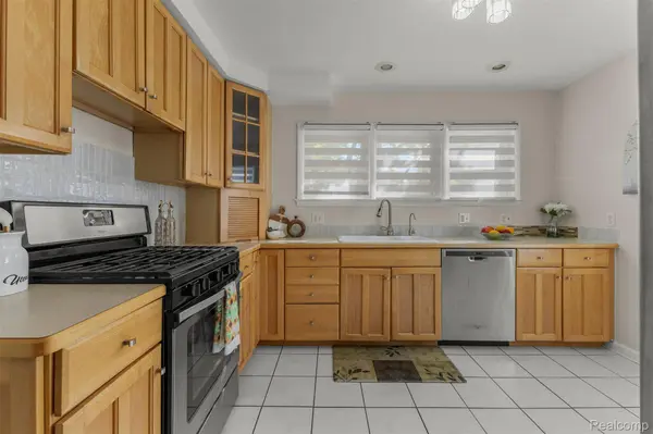 3617 Linwood AVE, Royal Oak, MI 48073
