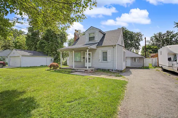 1656 S KARLE AVE, Westland, MI 48186