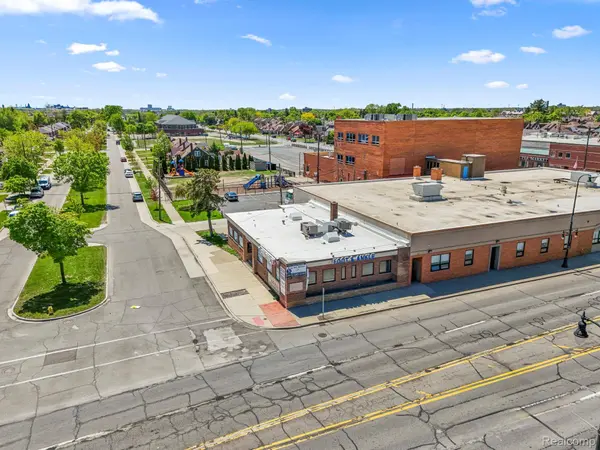 10801 W WARREN AVE, Dearborn, MI 48126