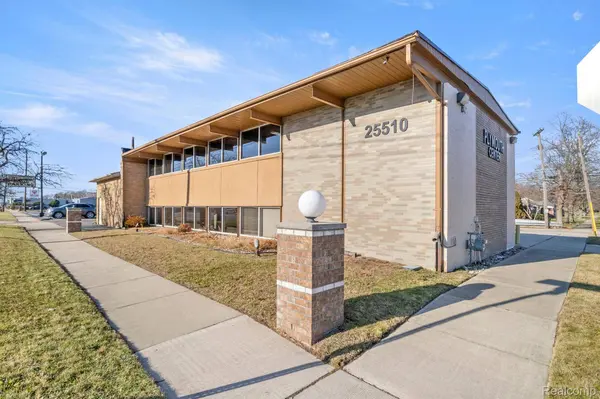 25510 Plymouth RD, Redford Charter Township, MI 48239