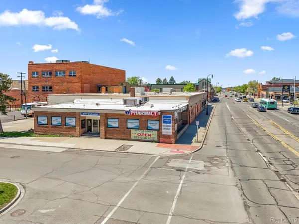 10801 W WARREN AVE, Dearborn, MI 48126