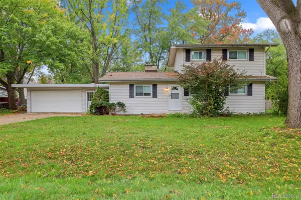 680 Colebrook DR
