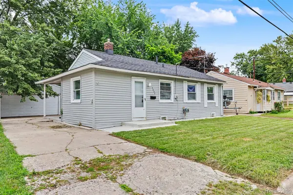 2637 Cascade CT, Westland, MI 48186