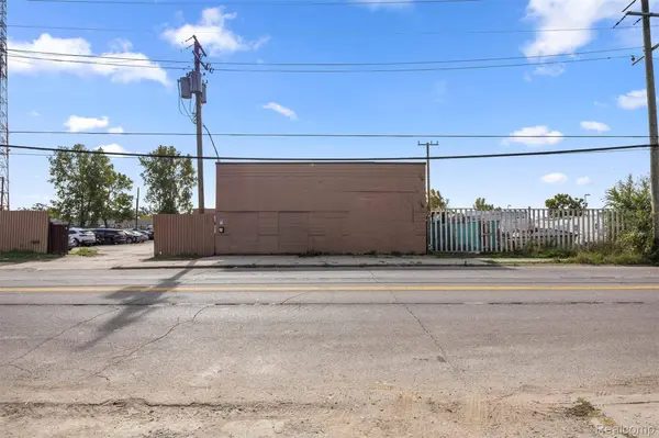 12901 Lyndon ST, Detroit, MI 48227
