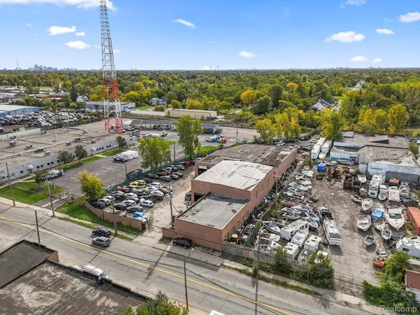 12901 Lyndon ST, Detroit, MI 48227