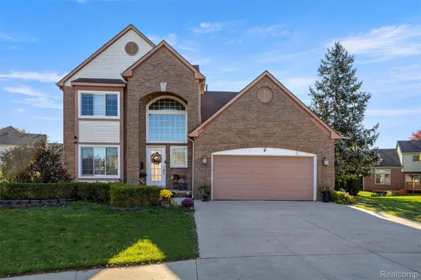 6688 Fox PATH, Canton, MI 48187