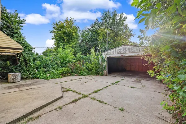8119 Terry ST, Detroit, MI 48228