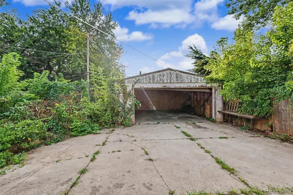 8119 Terry ST, Detroit, MI 48228