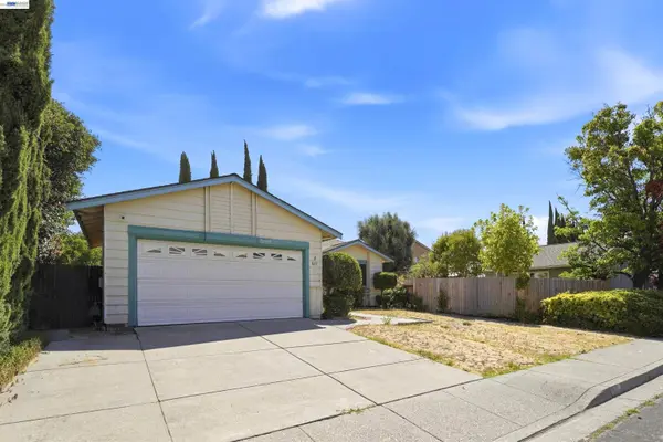 827 Yosemite Way, Suisun City, CA 94585