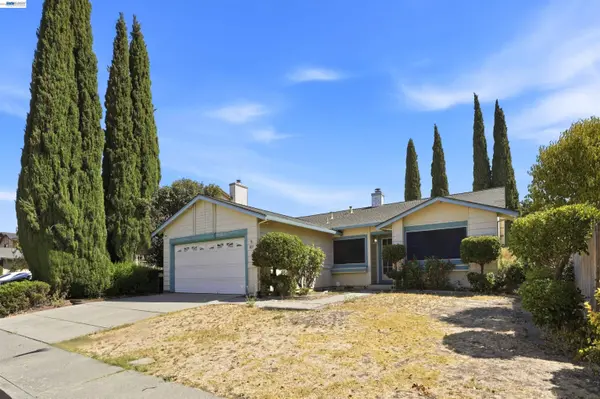 827 Yosemite Way, Suisun City, CA 94585
