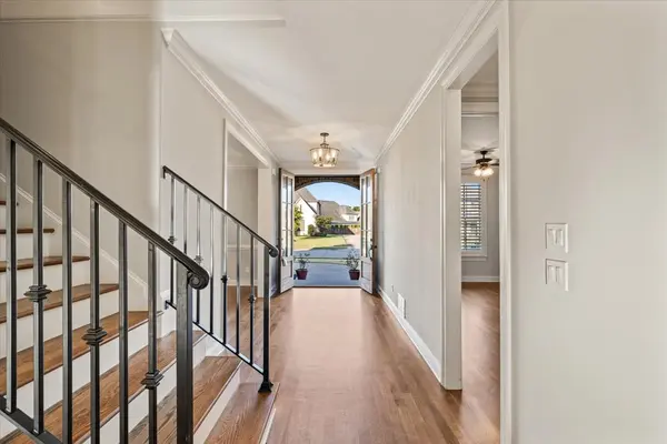 05-5-1592 Exmoor Ln