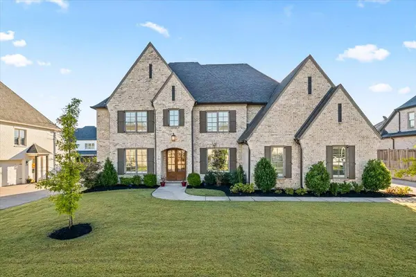 1592 Exmoor Ln, Collierville, TN 38017-2095