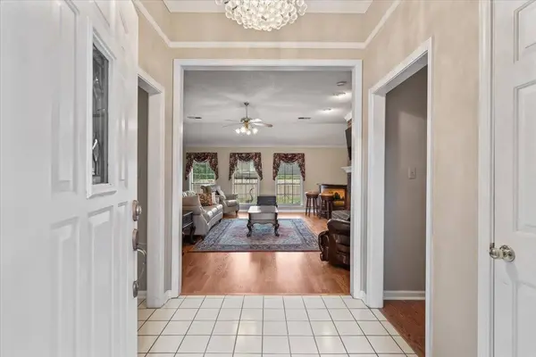 1320 Wolf Lair Dr, Collierville, TN 38017-8648