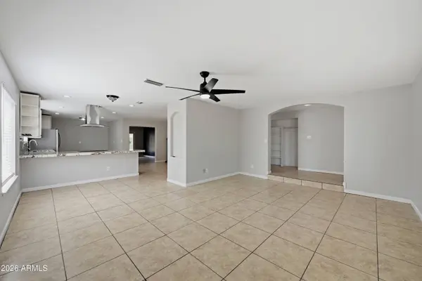 1651 E APOLLO Road, Phoenix, AZ 85042