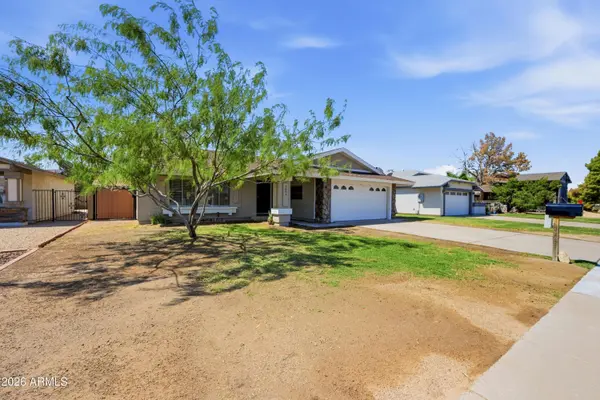 1651 E APOLLO Road, Phoenix, AZ 85042