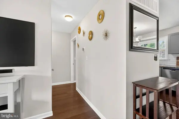 114 SUNSET RD, Mount Royal, NJ 08061