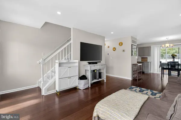 114 SUNSET RD, Mount Royal, NJ 08061