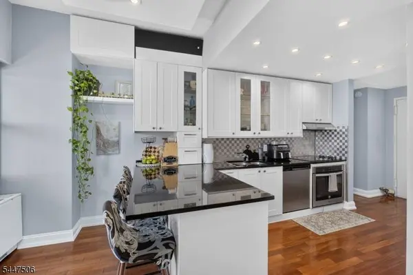 6600 Kennedy Blvd E Apt 23J #23J, West New York Town, NJ 07093