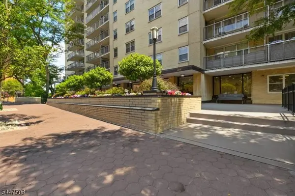 6600 Kennedy Blvd E Apt 23J #23J, West New York Town, NJ 07093
