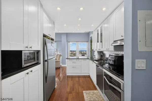 6600 Kennedy Blvd E Apt 23J #23J, West New York Town, NJ 07093