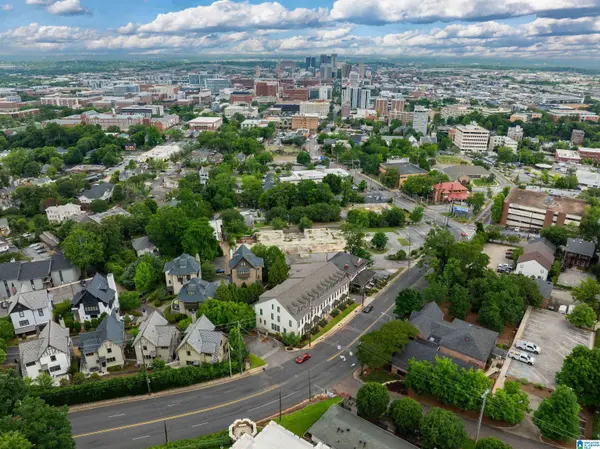 1624 RICHARD ARRINGTON BOULEVARD #5 UNITS IN TOTAL, Birmingham, AL 35205