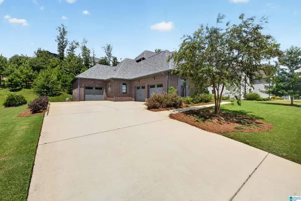 3028 ADLEY CIRCLE, Hoover, AL 35244