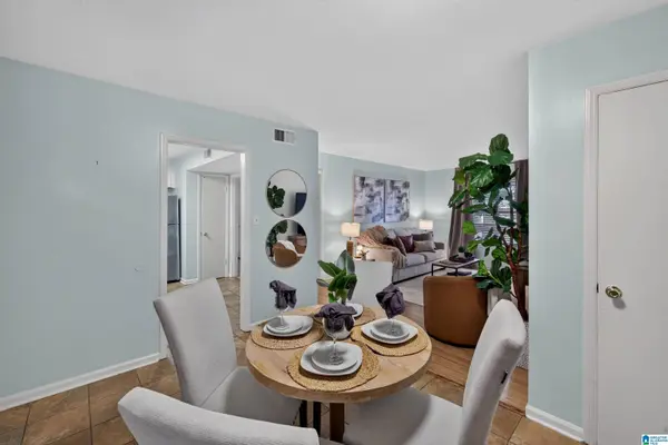 2046 MONTREAT PARKWAY #D, Vestavia Hills, AL 35216