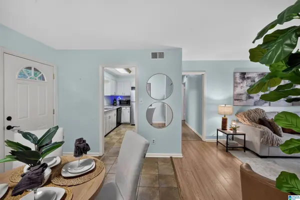 2046 MONTREAT PARKWAY #D, Vestavia Hills, AL 35216