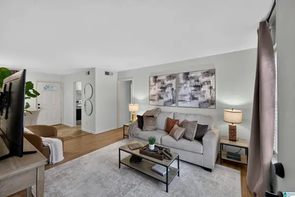 2046 MONTREAT PARKWAY #D, Vestavia Hills, AL 35216