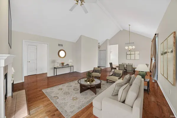 1342 Bridge Water Way, Mishawaka, IN 46545-4070