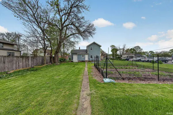 229 N St Peter Street, South Bend, IN 46617-2823