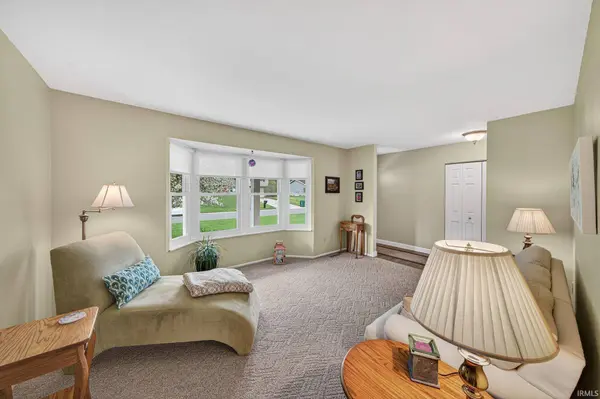 51835 Candy Lane, Granger, IN 46530-7440