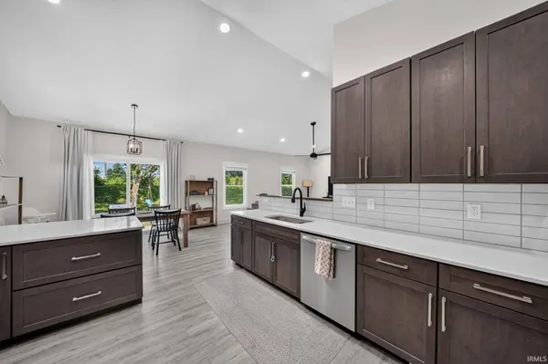 26909 N Marshall Drive, South Bend, IN 46628-4606