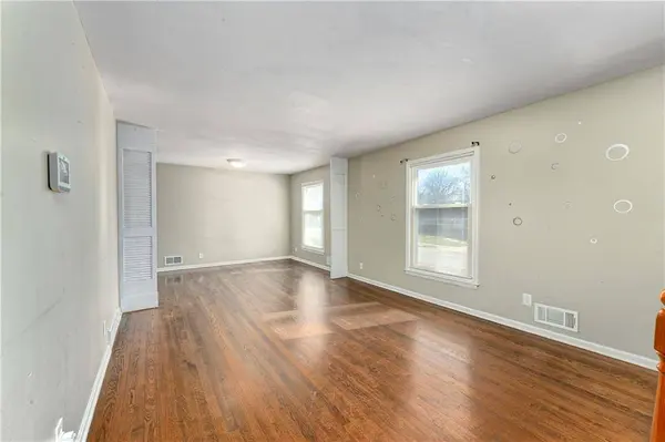 6316 E 109TH TER, Kansas City, MO 64134